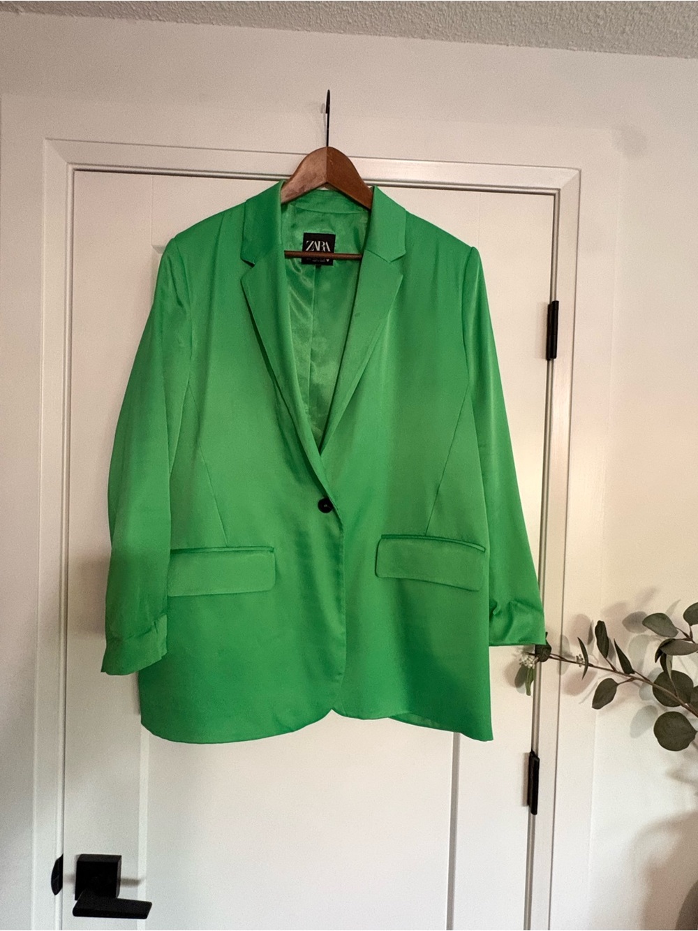 ZARA Bright Green Single-Button Blazer